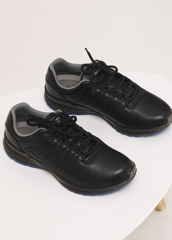 Черные демисезонные кроссовки мужские черные кожаные Grisport