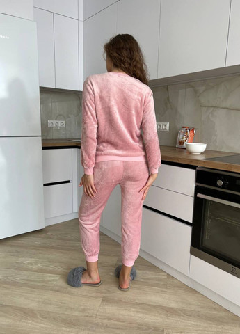 Розовая теплая пижама No Brand