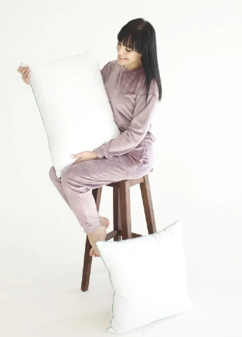 Подушка антиалергенна №1551 Eco Vital Ecosilk середня 40х40 (2200005194560) Mirson (258822258)