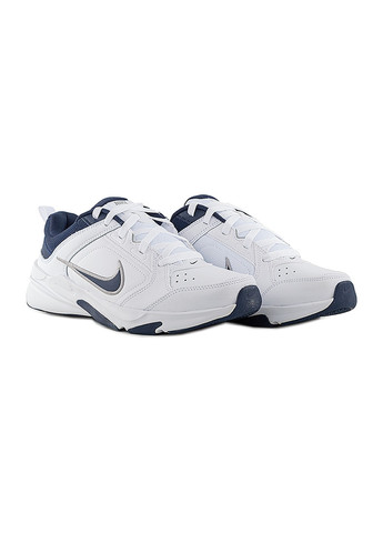 Белые демисезонные кроссовки defyallday Nike
