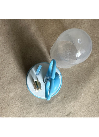 Дитячий манікюрний набір у прозорому футлярі капсулі з ножицями пінцетом пилочкою для дітей малюків (475019-Prob) Блакитний Unbranded (260668381)
