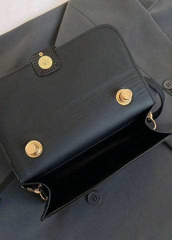Жіноча класична сумка крос-боді на ремінці через плече чорна No Brand (274074222)