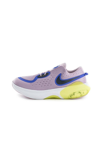 Сиреневые кроссовки Nike