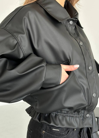 Черная черная женская укороченная куртка по сезону. женская куртка матовая эко-кожа No Brand