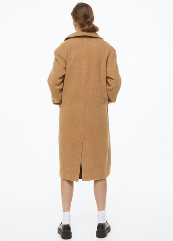 Бежевое демисезонное Двубортное пальто двубортное H&M