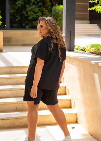 Женский прогулочный костюм футболка и шорты черного цвета р.48/50 373198 New Trend (257611046)