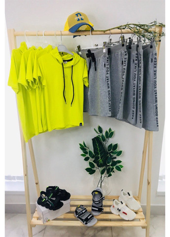 Салатовая летняя футболка с капюшоном для мальчика Leyz