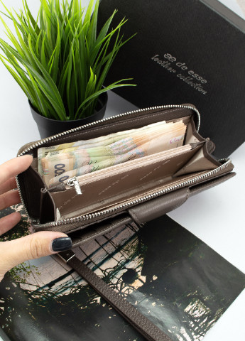 Гаманець жіночий шкіряний De Eesse LC14621-GD04 великий з ручкою капучіно De Esse (256675968)