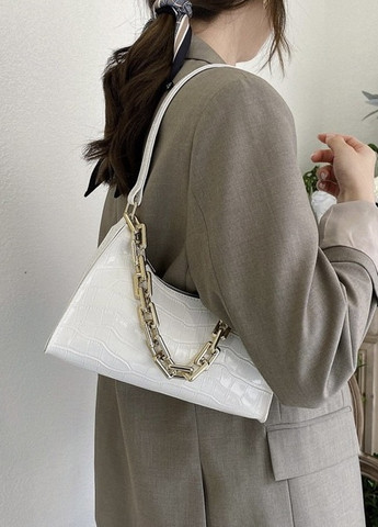 Женская маленькая сумка рептилия багет крокодиловая кожа с цепочкой белая No Brand (259473645)