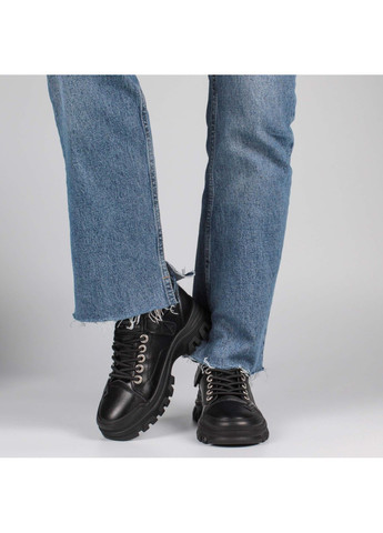 Черные демисезонные женские кроссовки 198938 Lifexpert