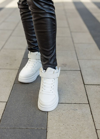 Білі кросівки жіночі No Brand High Leather White Fur