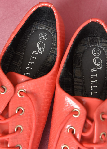 Туфли женские кораллового цвета на шнуровке Let's Shop