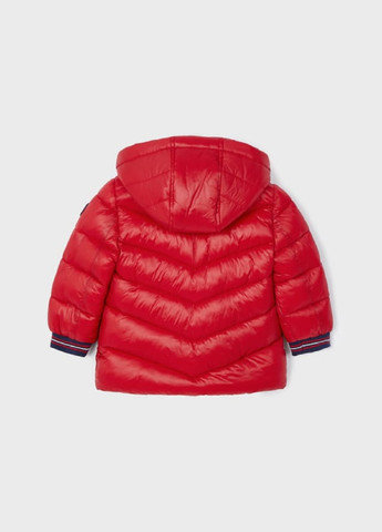 Красная демисезонная курточка Mayoral
