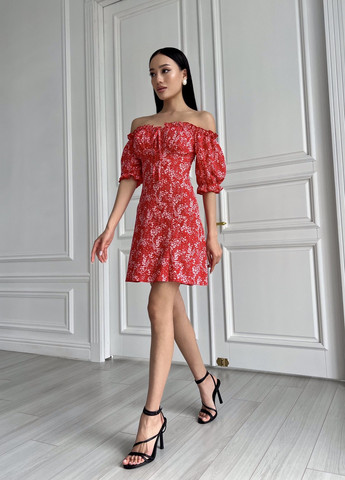 Червона кежуал сукня Larionoff з квітковим принтом