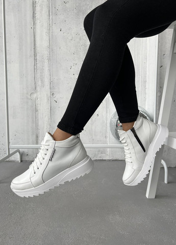 Белые демисезонные комфортные и стильные демисезонные кроссовки из натуральной кожи InFashion Кросівки