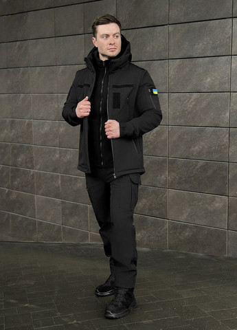 Чорна демісезонна куртка motive із липучками чорний Pobedov