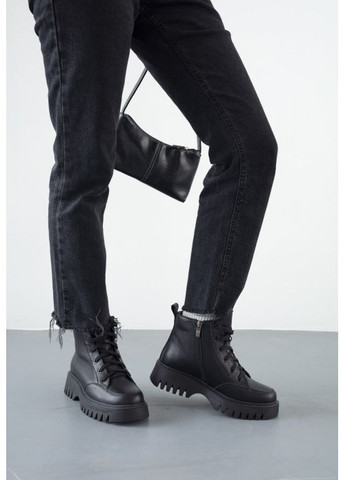 Зимние женские кожаные ботинки черного цвета со шнурком и молнией Villomi со шнуровкой