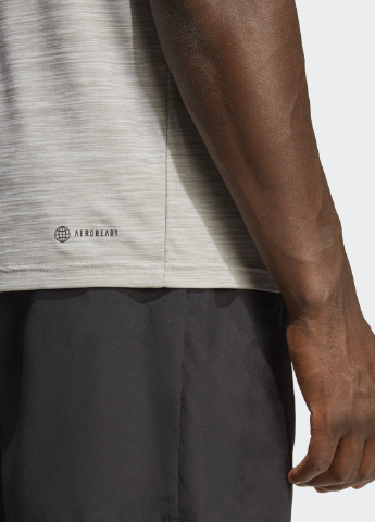 Сіра футболка train essentials stretch training adidas