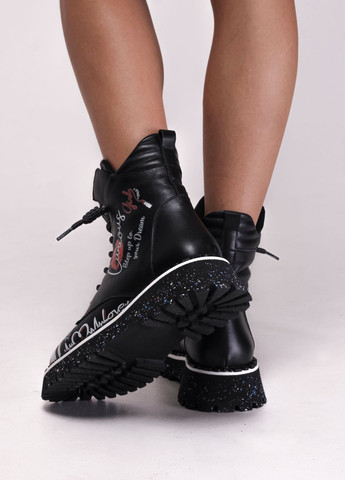 Осенние ботинки с надписями осенние черные кожа байка Evromoda