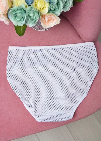 Трусы женские полубатальные белого цвета Let's Shop (260736431)