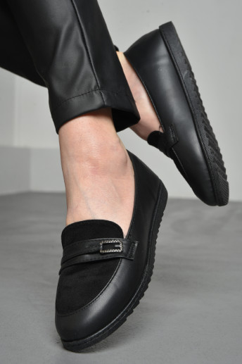 Туфлі-лофери жіночі чорного кольору Let's Shop (278404403)