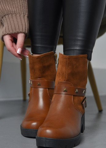 Осенние ботинки женские демисезонные светло-коричневого цвета на молнии дезерты Let's Shop без декора из искусственной кожи