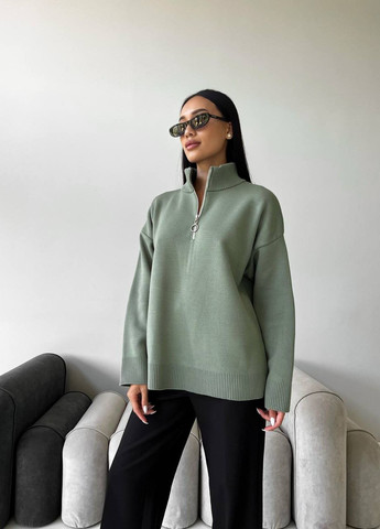 Жіночий светр із блискавкою із жаккардової в'язки колір оливковий р.42/46 441550 New Trend (263133521)
