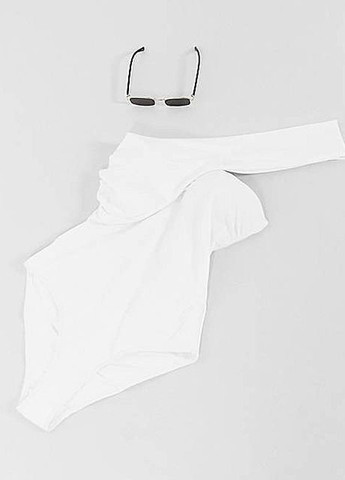 Білий суцільний купальник асиметричний суцільний Asos