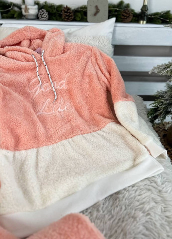 Персикова зимня жіноча тепла піжама махрова з капюшоном кофта + брюки No Brand
