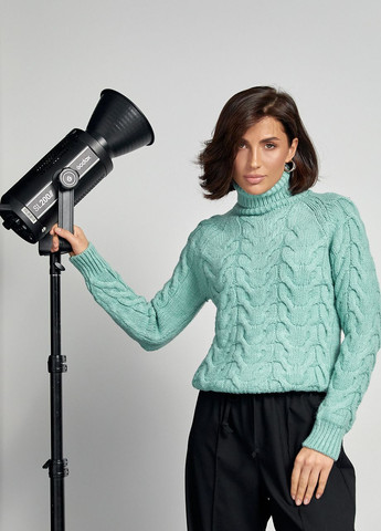 М'ятний зимовий жіночий светр із великої в'язки в кіску - м'ятний Lurex