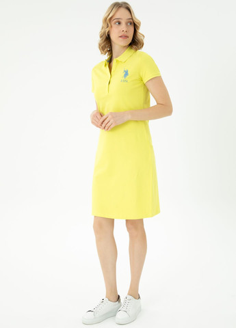 Светло-желтое платье женское U.S. Polo Assn.