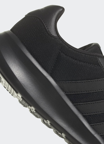 Чорні всесезон кросівки lite racer 3.0 adidas