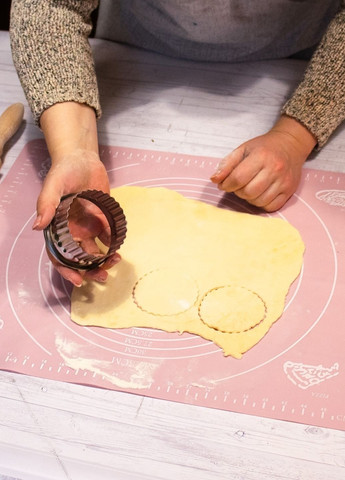 Набір хвилястих форм для оформлення салатів та висічки тіста для пельменів вареників Ø 8.5/7/5.5 см (3 шт.) Kitchette (276905603)