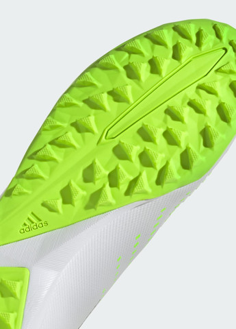 Белые всесезонные футбольные бутсы predator accuracy.3 low turf adidas