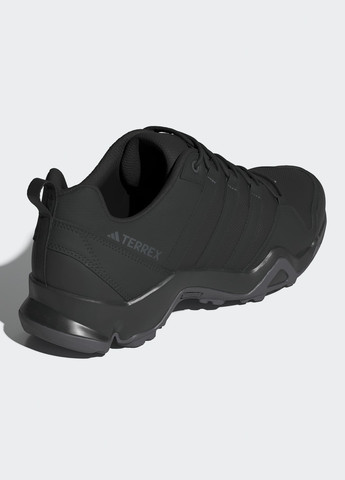 Чорні всесезон кросівки для хайкінгу ax2s adidas