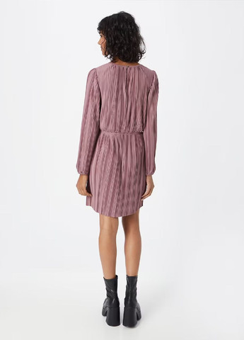 Фіолетова сукня About You