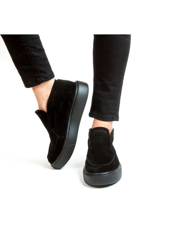 Зимние ботинки женские зимние victoria из натуральной замши чёрные Oldcom без декора из натуральной замши