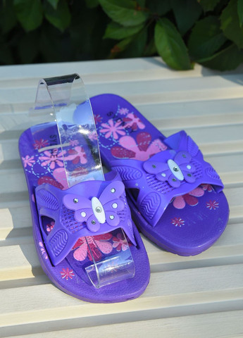 Шльопанці дитячі для дівчинки фіолетового кольору Let's Shop (263591230)