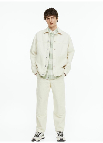 Молочная демисезонная мужская джинсовая куртка relaxed fit (55623) s белая H&M