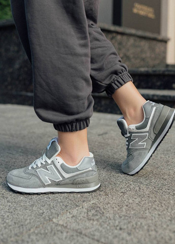Сірі осінні кросівки жіночі, вьетнам New Balance 574 Premium Gray Reflective