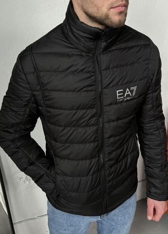 Черная демисезонная короткая куртка без капюшона с лого Vakko