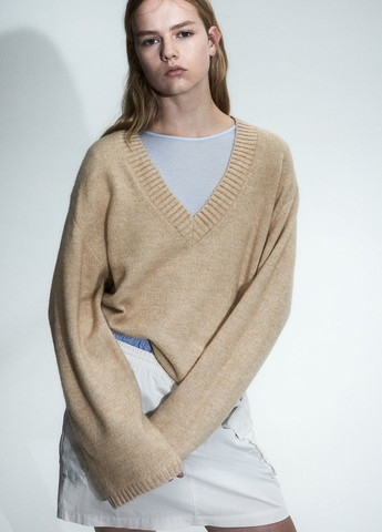 Бежевий демісезонний светр з v-подібним вирізом H&M