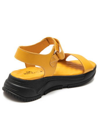 Желтые босоножки женские бренда 8301355_(2) ModaMilano на липучке