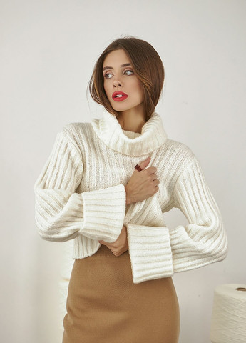 Белый свитер Triko Bakh