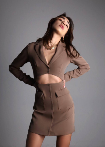 Кофейное платье Liton однотонное