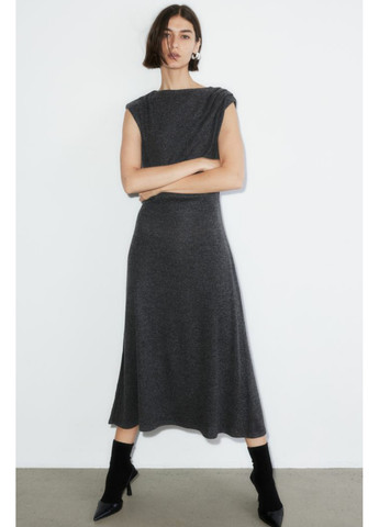Сіра ділова жіноча сукня з трикотажу плісе н&м (56557) s сіра H&M