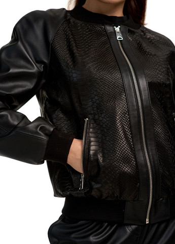 Черная демисезонная женская кожаная куртка бомбер из питона естественная кожа. весна осень демисезон fer f7-08 черная Actors