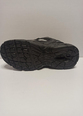Черные демисезонные кроссовки Ditof 530