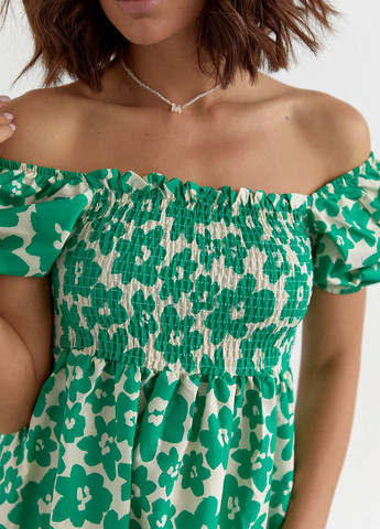 Зеленое откровенный платье в крупные цветы с открытыми плечами - зеленый Lurex