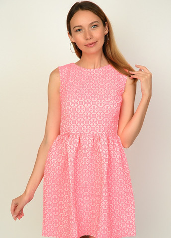 Розовое коктейльное платье женское розовое размер s/м бэби долл Let's Shop с абстрактным узором